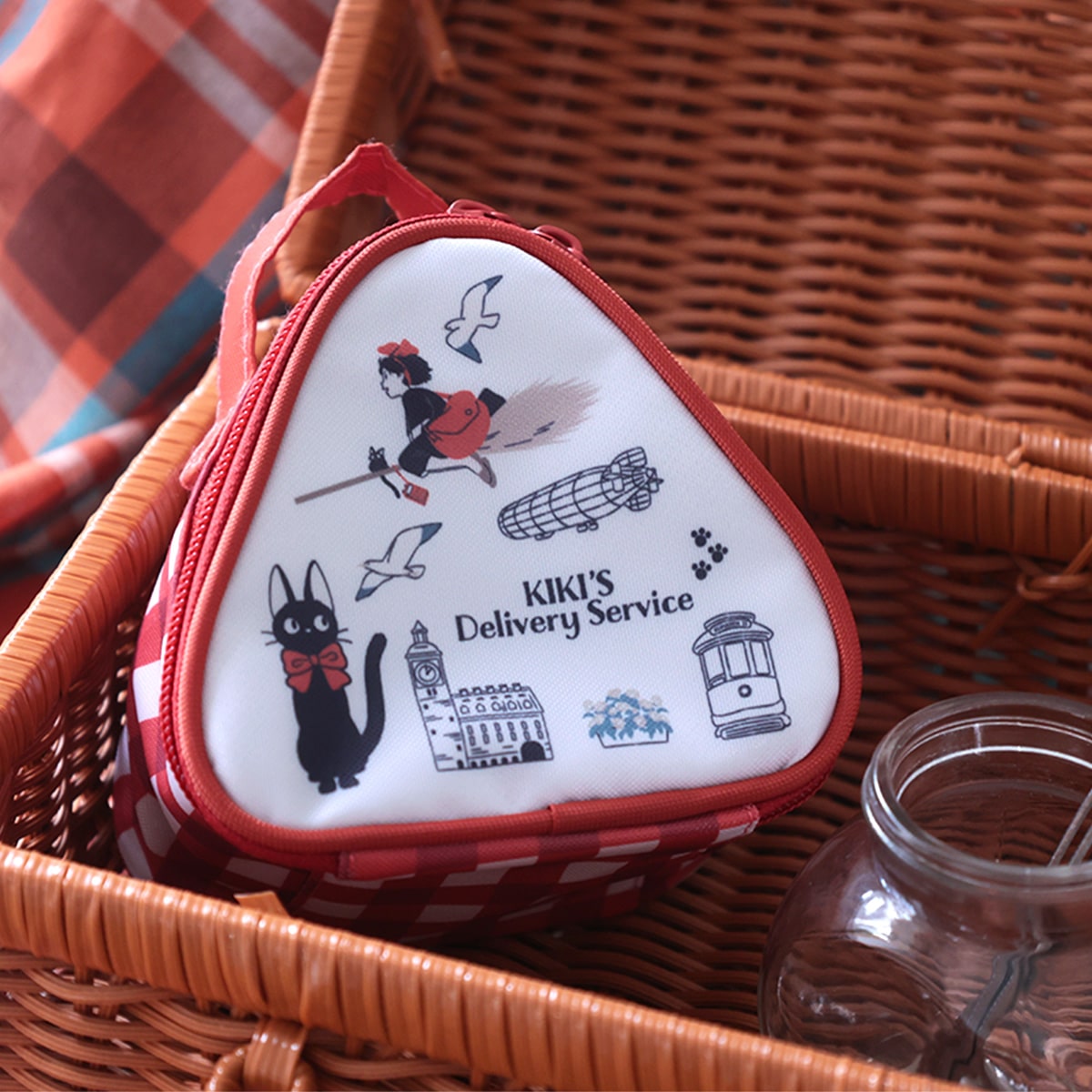 Kiki's Delivery Service Insulated Onigiri Lunch Pouch - official view 4