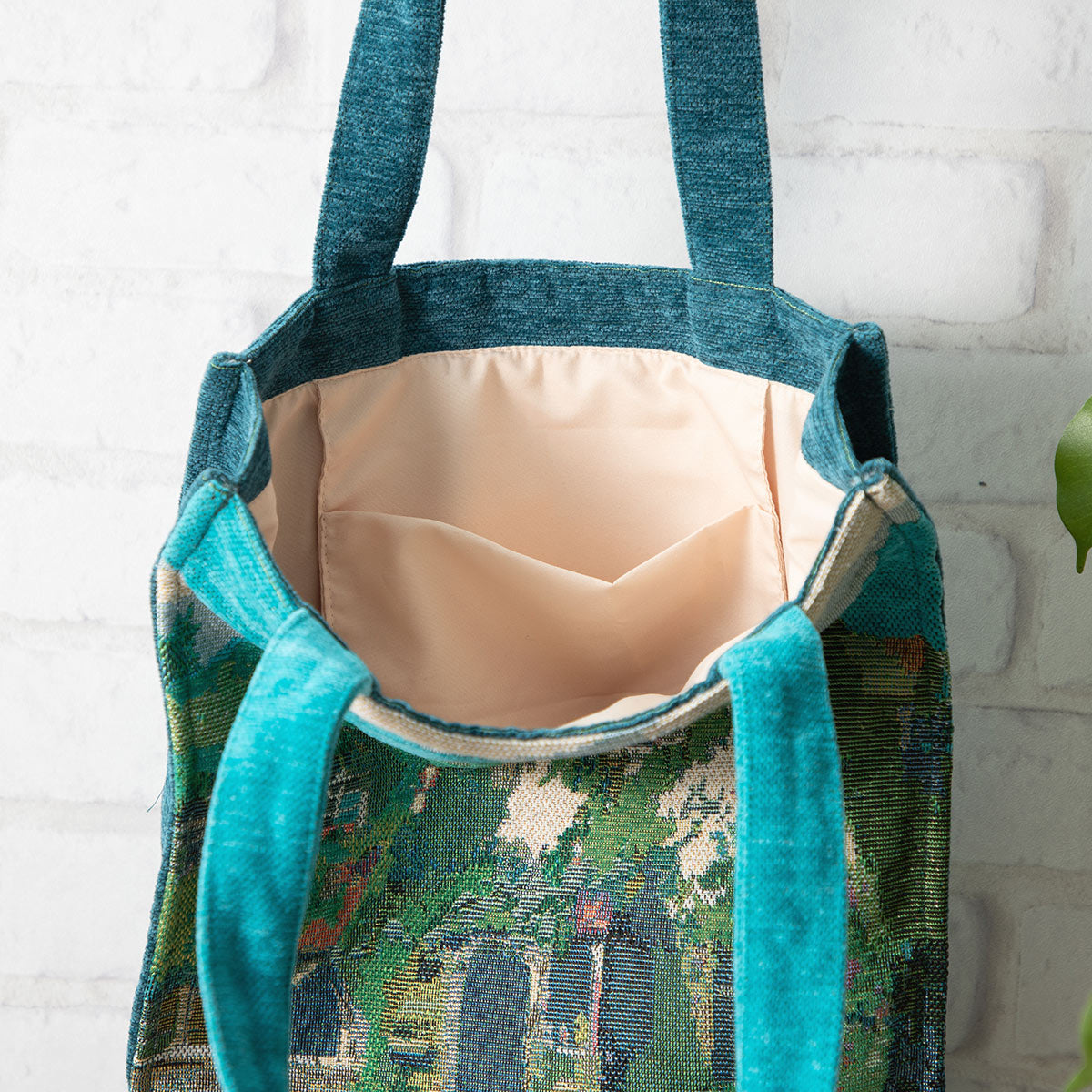 Kiki's Delivery Service Jiji and the Okino House Gobelin Tote - official view 8