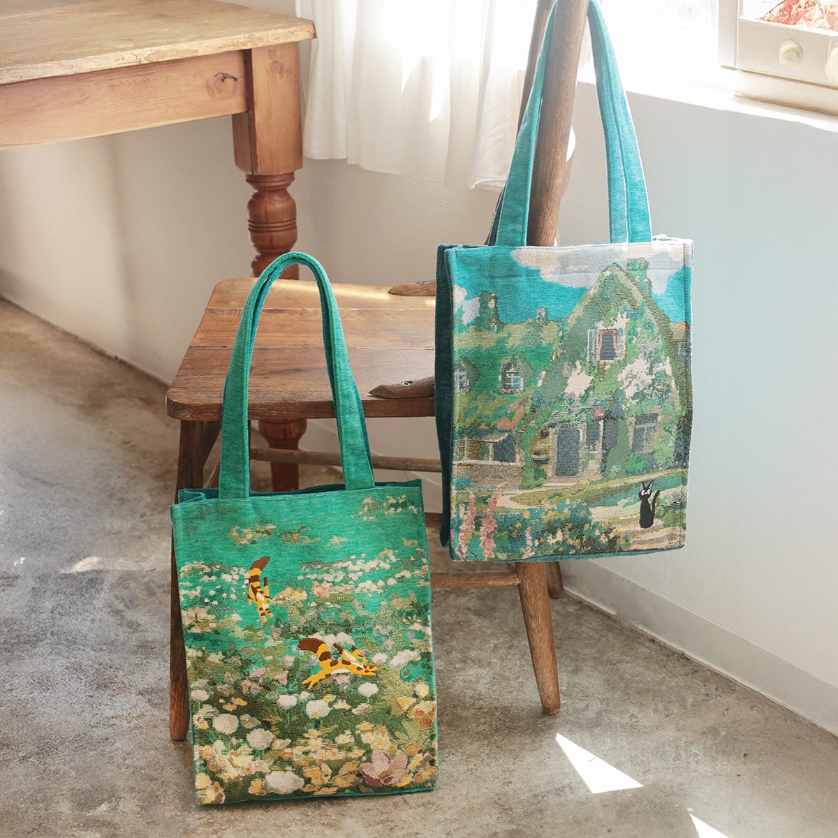 Kiki's Delivery Service Jiji and the Okino House Gobelin Tote - official view 14
