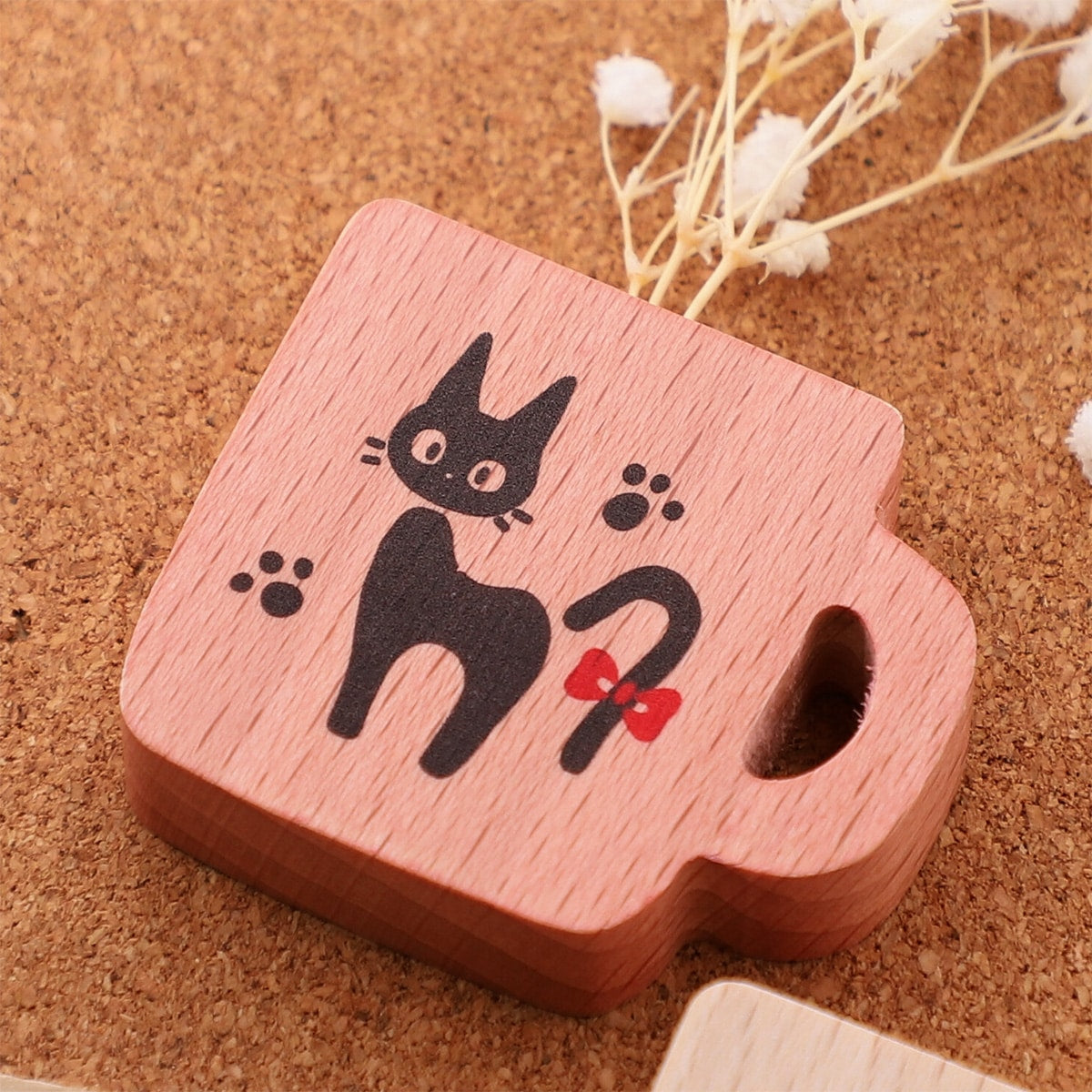 Kiki's Delivery Service Jiji Mug-Shaped Wooden Magnets (2 Types) - Pink - official view 9