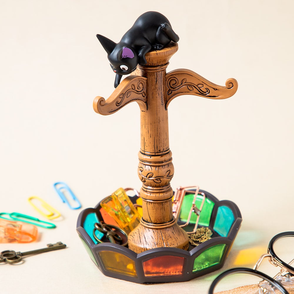 Kiki's Delivery Service Key Holder - Antique Pole - official view 1