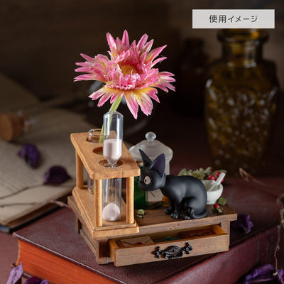 Kiki's Delivery Service - Kokiri's Laboratory Diorama Hourglass - official view 10