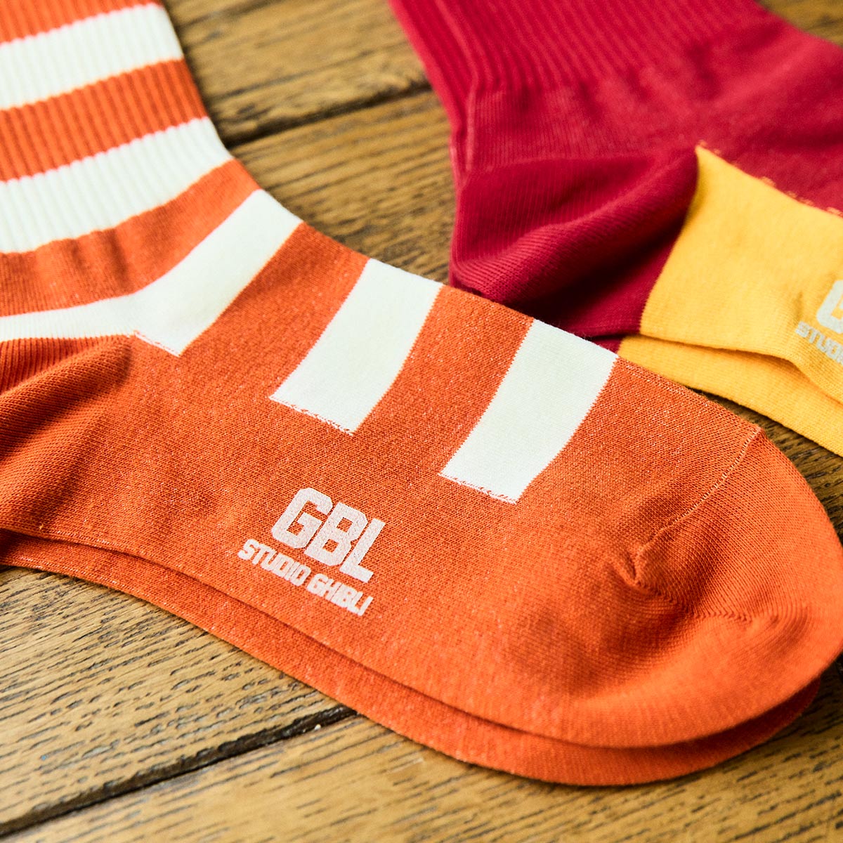 Kiki's Delivery Service Socks - GBL Embroidery - Orange - official product view 5