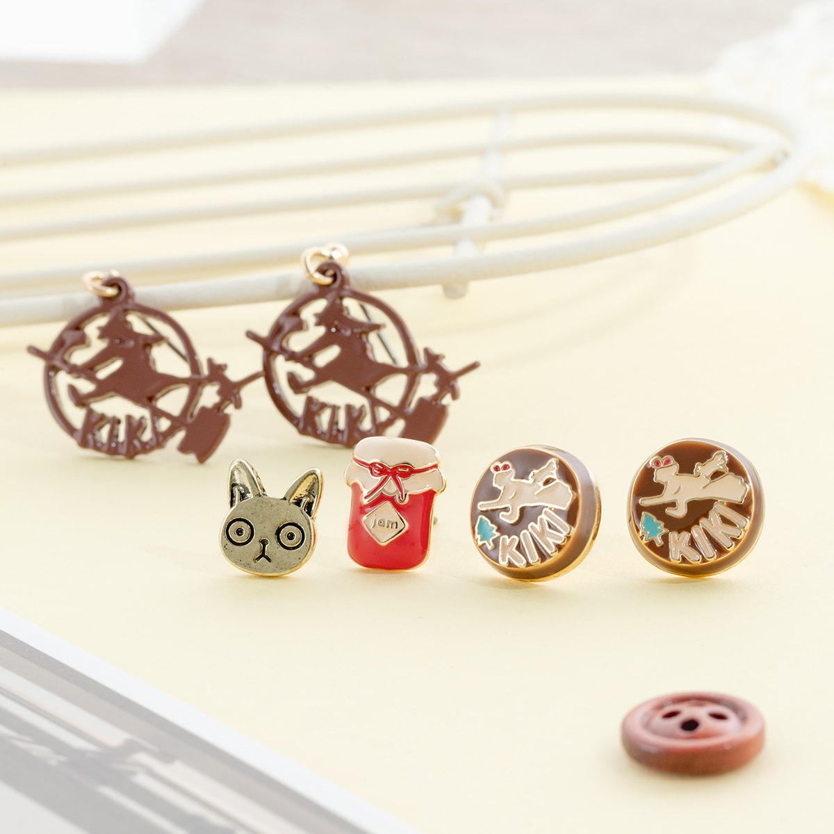 Kiki's Delivery Service Sweets Pierced Earrings Complete Set Of 4 Types - official view 1