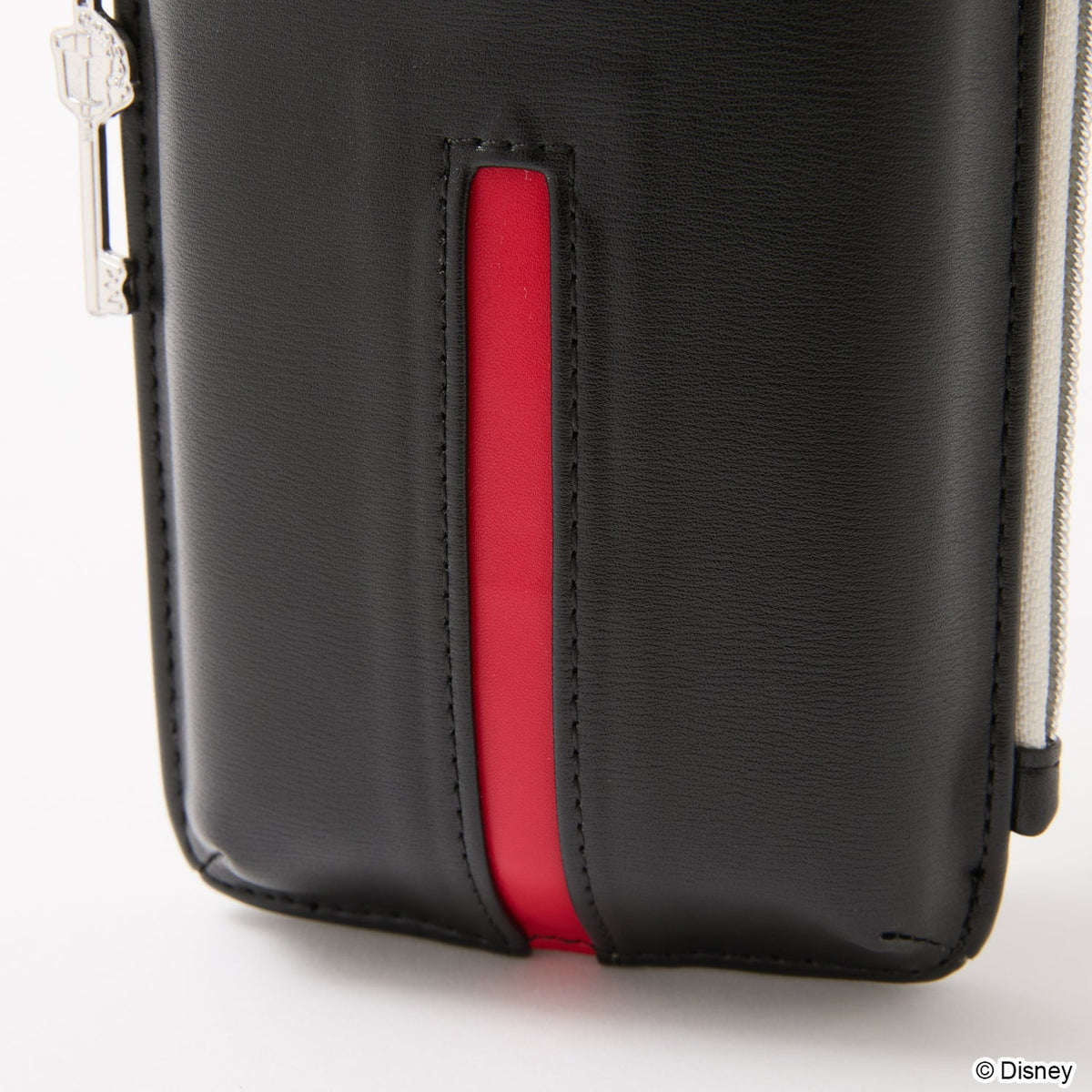 Kingdom Hearts × SuperGroupies — Sora Model Shoulder Multi-Pouch, official product view 9