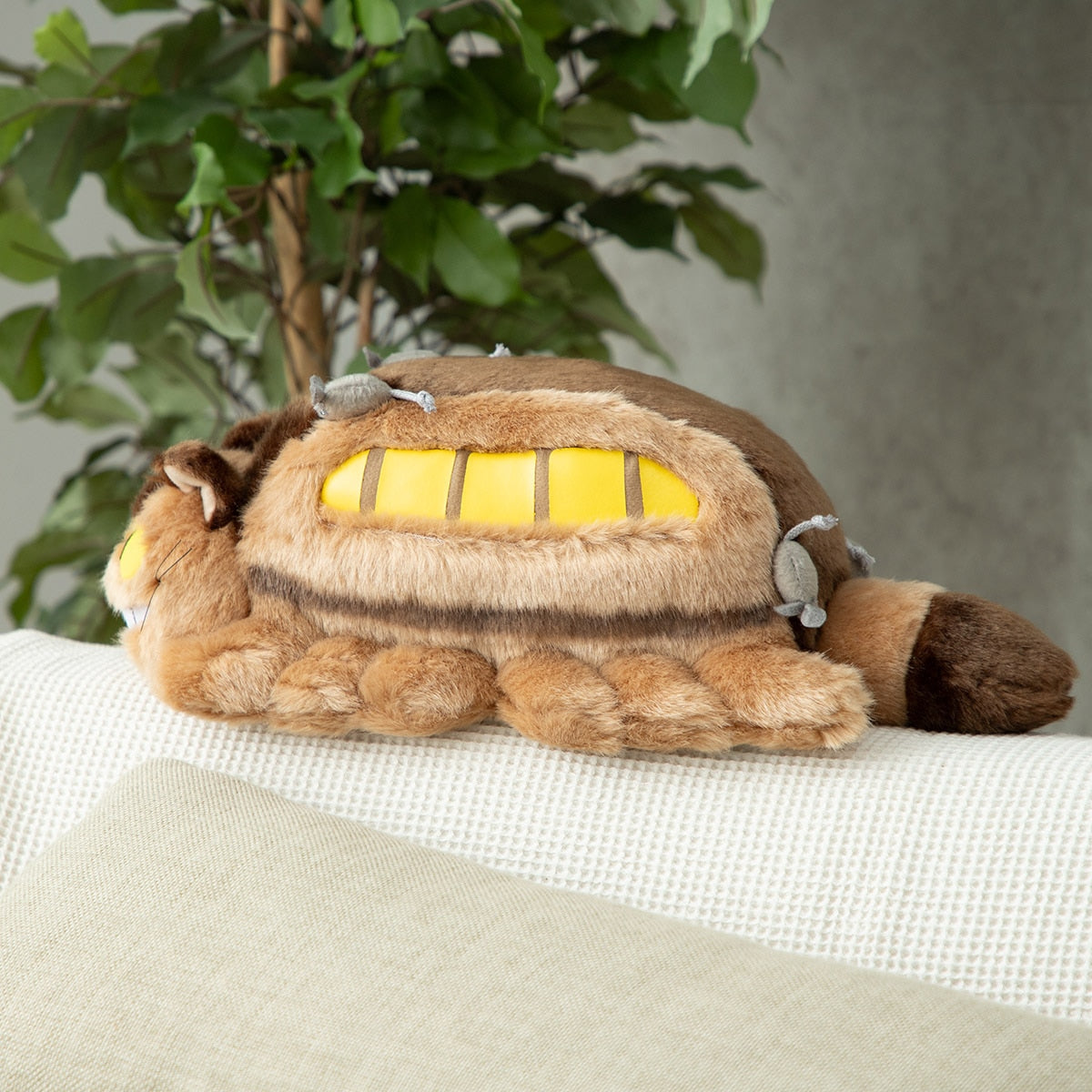My Neighbor Totoro - Catbus Plush M, 41 cm Wide - official view 3