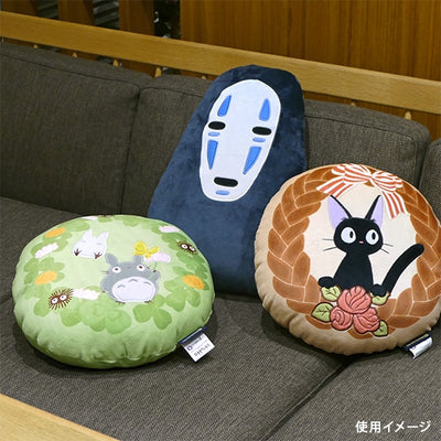 My Neighbor Totoro Clover and Flowers Squishy Cushion - official view 4