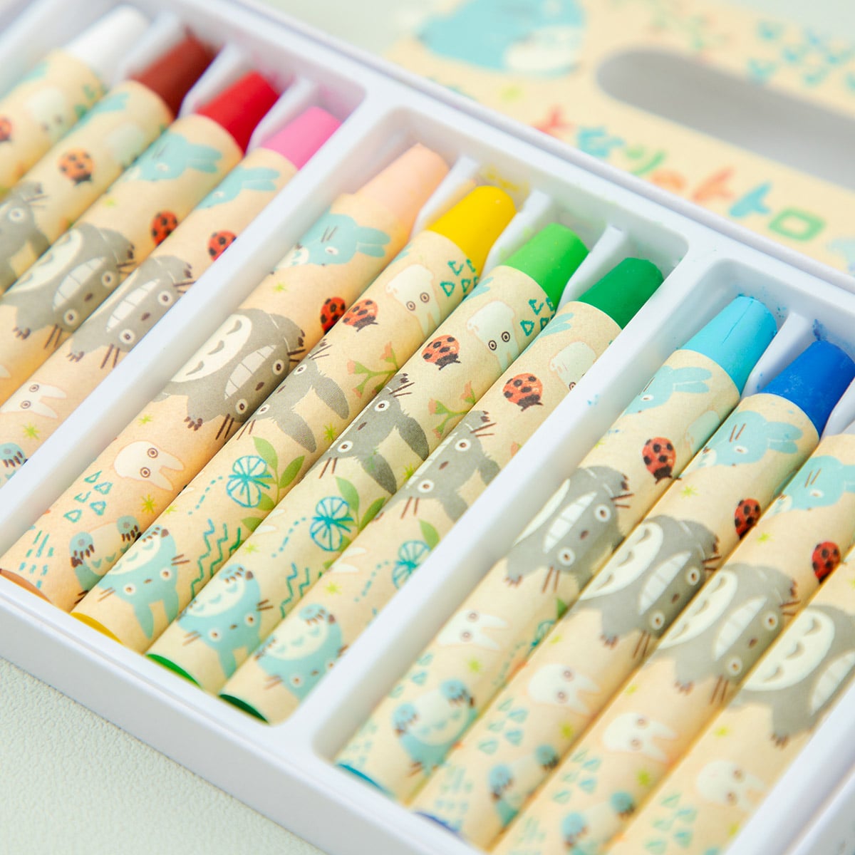 My Neighbor Totoro Colourful Leaves Crayons - 12 Colours - official view 5
