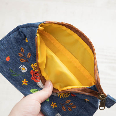 My Neighbor Totoro Denim Embroidery Wreath Pouch - official view 2