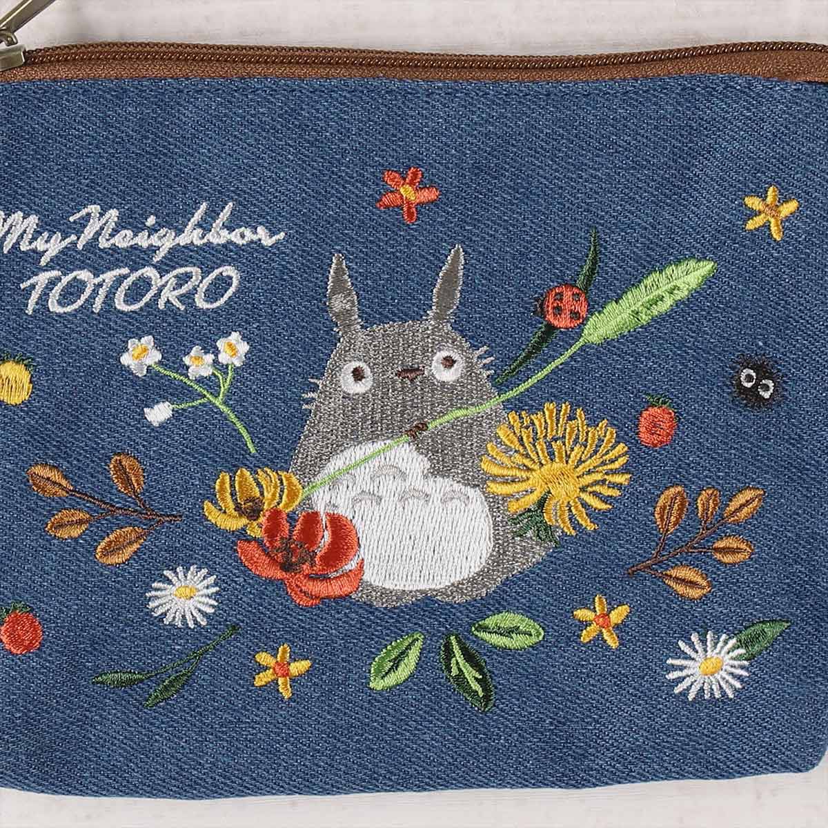 My Neighbor Totoro Denim Embroidery Wreath Pouch - official view 3