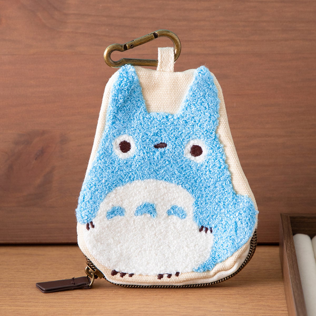 My Neighbor Totoro Die-Cut Embroidered Pouches (2 Types) - Blue Totoro - official view 7