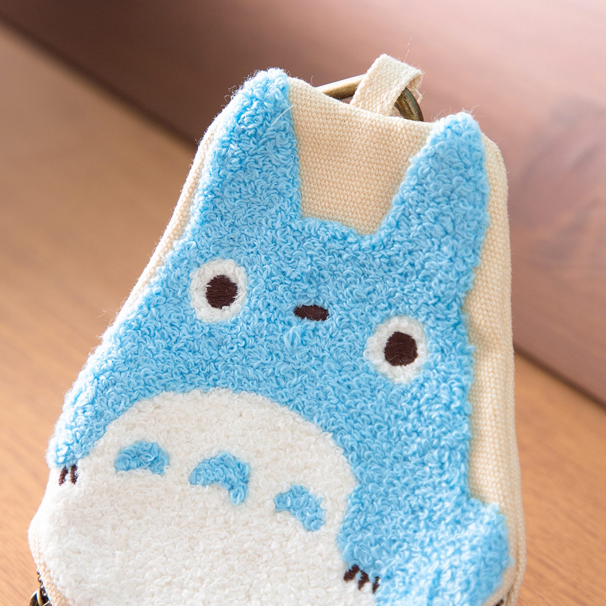 My Neighbor Totoro Die-Cut Embroidered Pouches (2 Types) - Blue Totoro - official view 8
