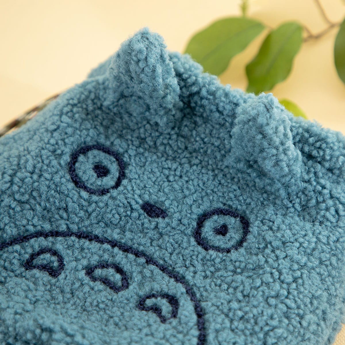 My Neighbor Totoro Fluffy Blue Totoro Drawstring Pouch - official view 3