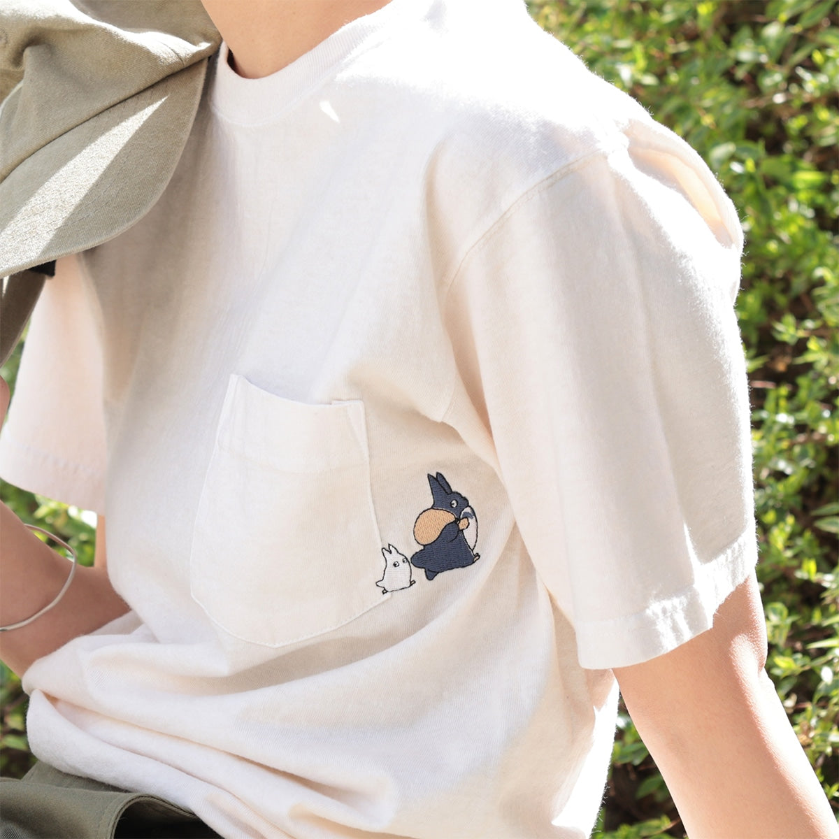 My Neighbor Totoro GBL x Good On Pocket Embroidery T-Shirt - Blue Totoro and White Totoro - official view 3