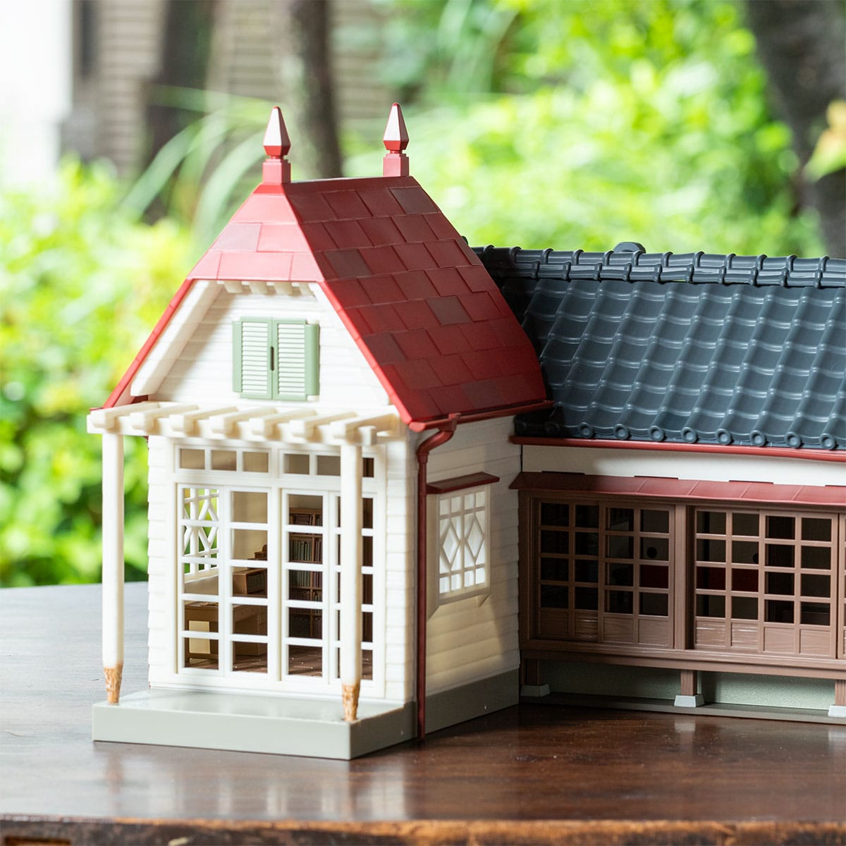 My Neighbor Totoro Kusakabe House Illuminated Miniature - official view 3