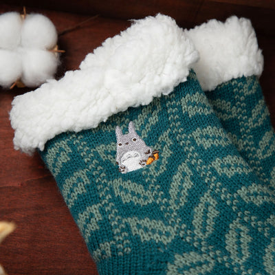 My Neighbor Totoro Leaf-Pattern Boa-Lined Room Socks 23-25 cm - official view 6