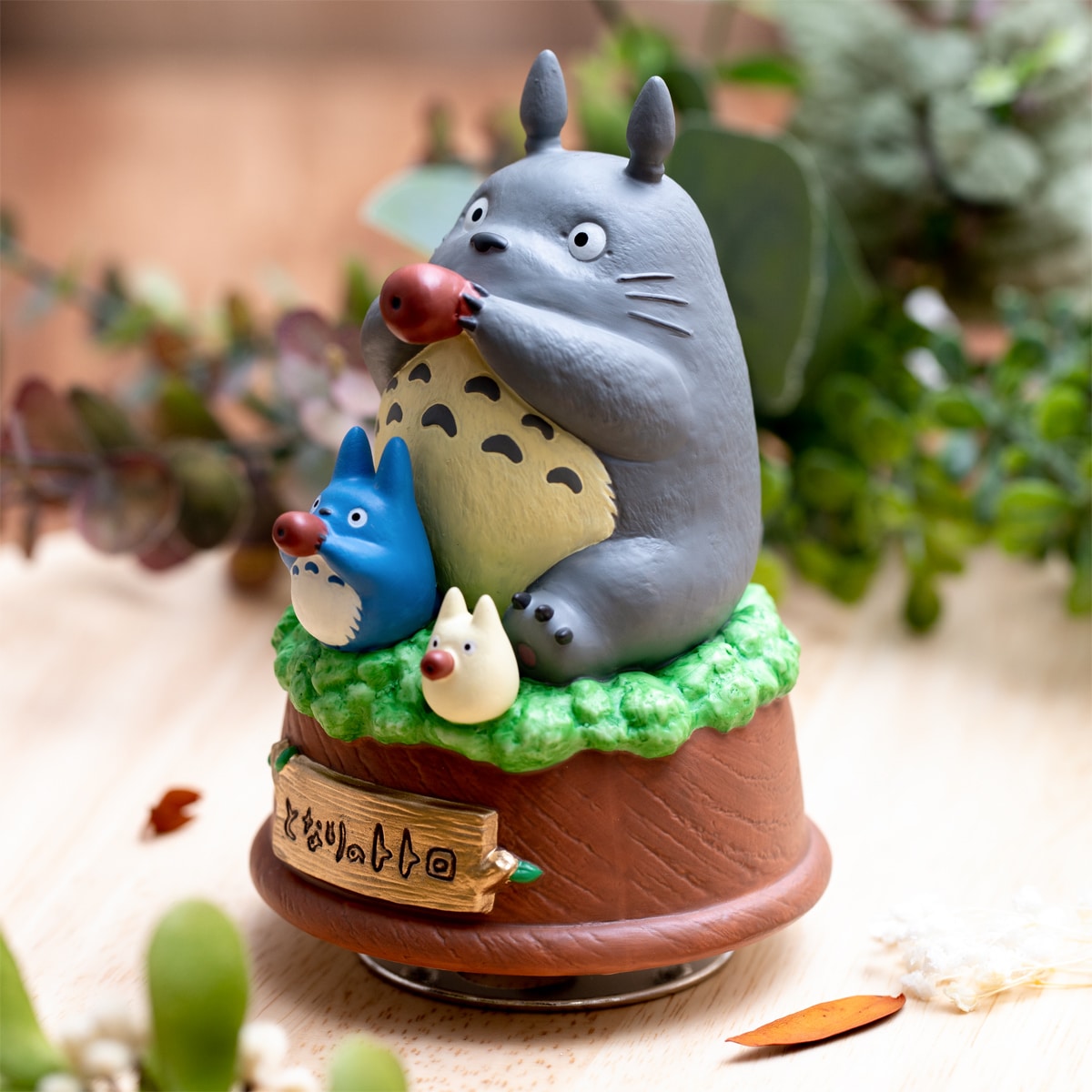 My Neighbor Totoro Ocarina Trio Porcelain Music Box - official view 4