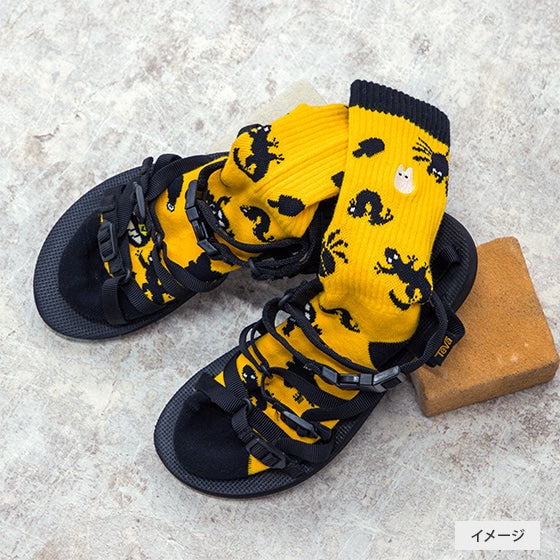 My Neighbor Totoro Socks - GBL Opening Pattern - Yellow - official product view 7
