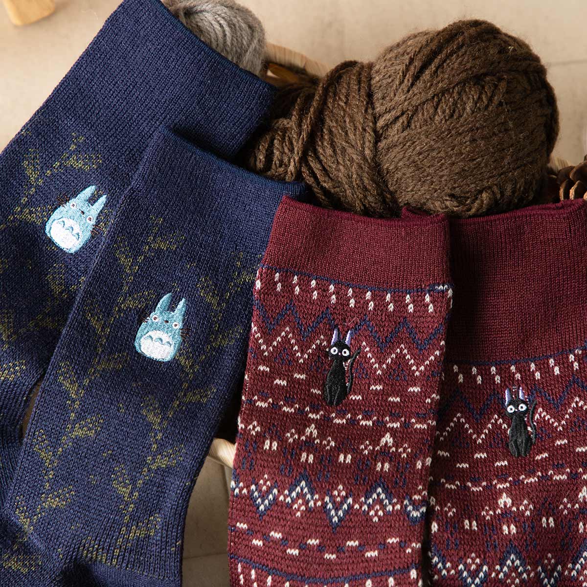 My Neighbor Totoro Socks - Knitted All-Over Pattern - Navy - official product view 6