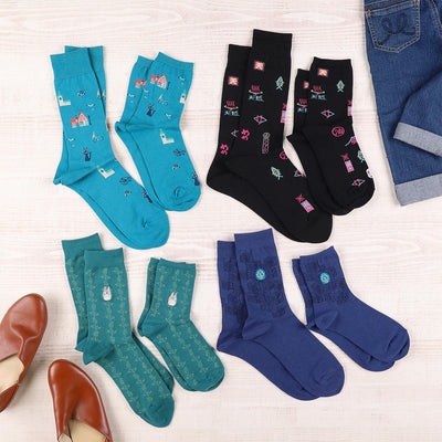 My Neighbor Totoro Socks - Leaf All-Over Pattern - official product view 6