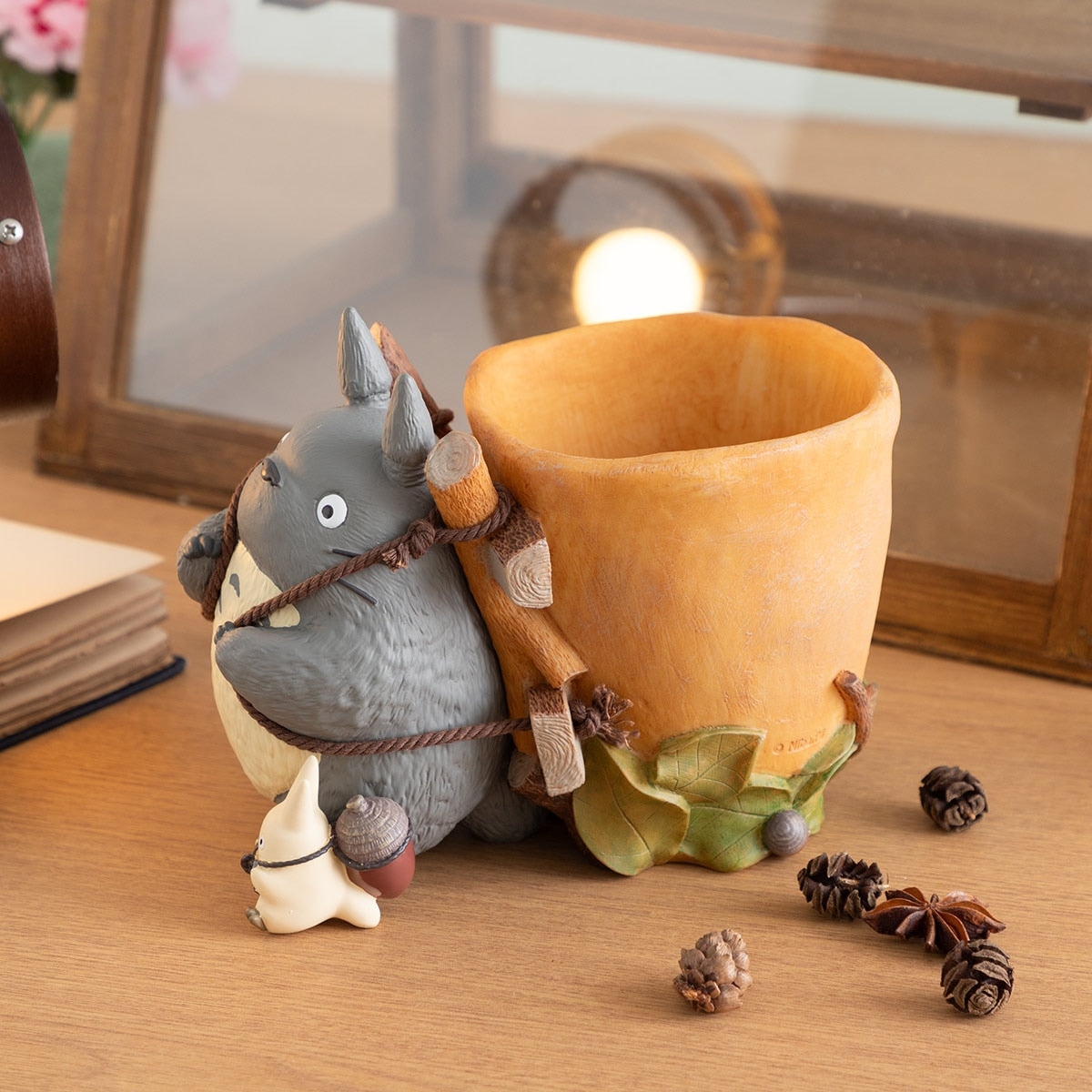 My Neighbor Totoro Totoro Delivery Planter Cover - official view 3