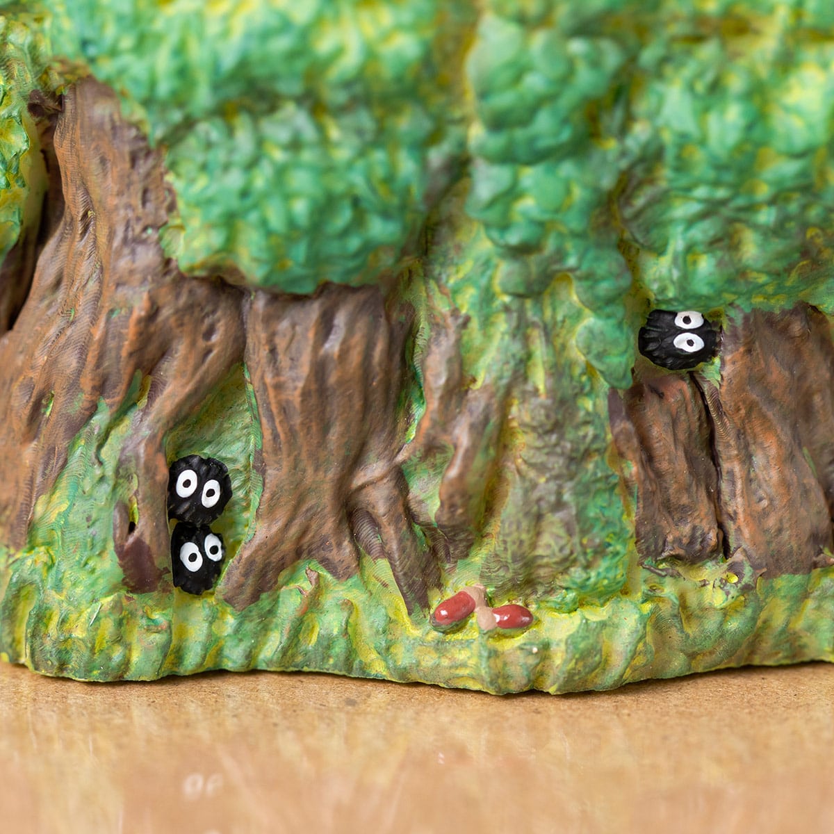 My Neighbor Totoro - Totoro's Home Diorama Pen Stand with Paperweight - official view 11