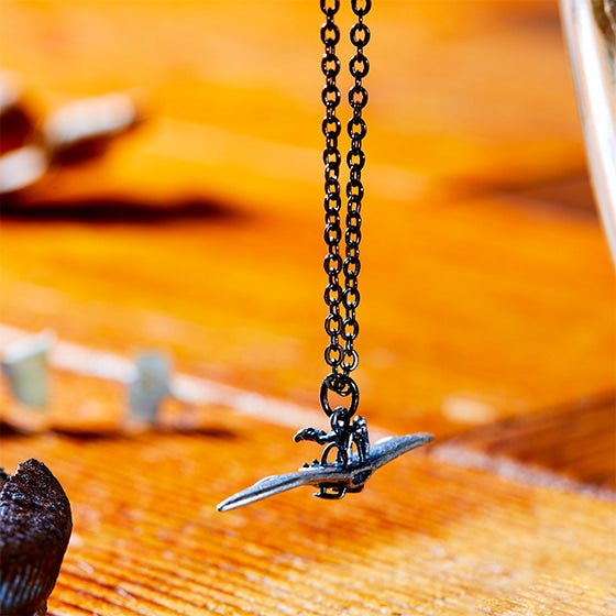 Nausicaä of the Valley of the Wind My Treasure Mehve Necklace - official view 1