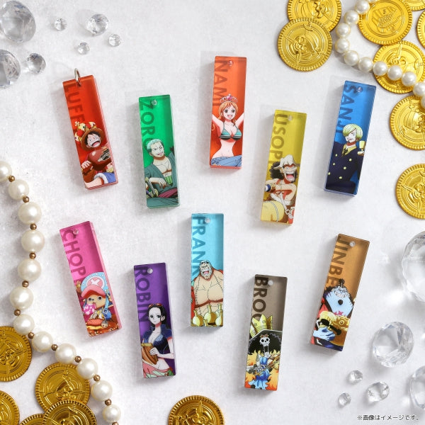 One Piece Favorites!! 14th anniversary Treasure Key Charm, official product visual 4
