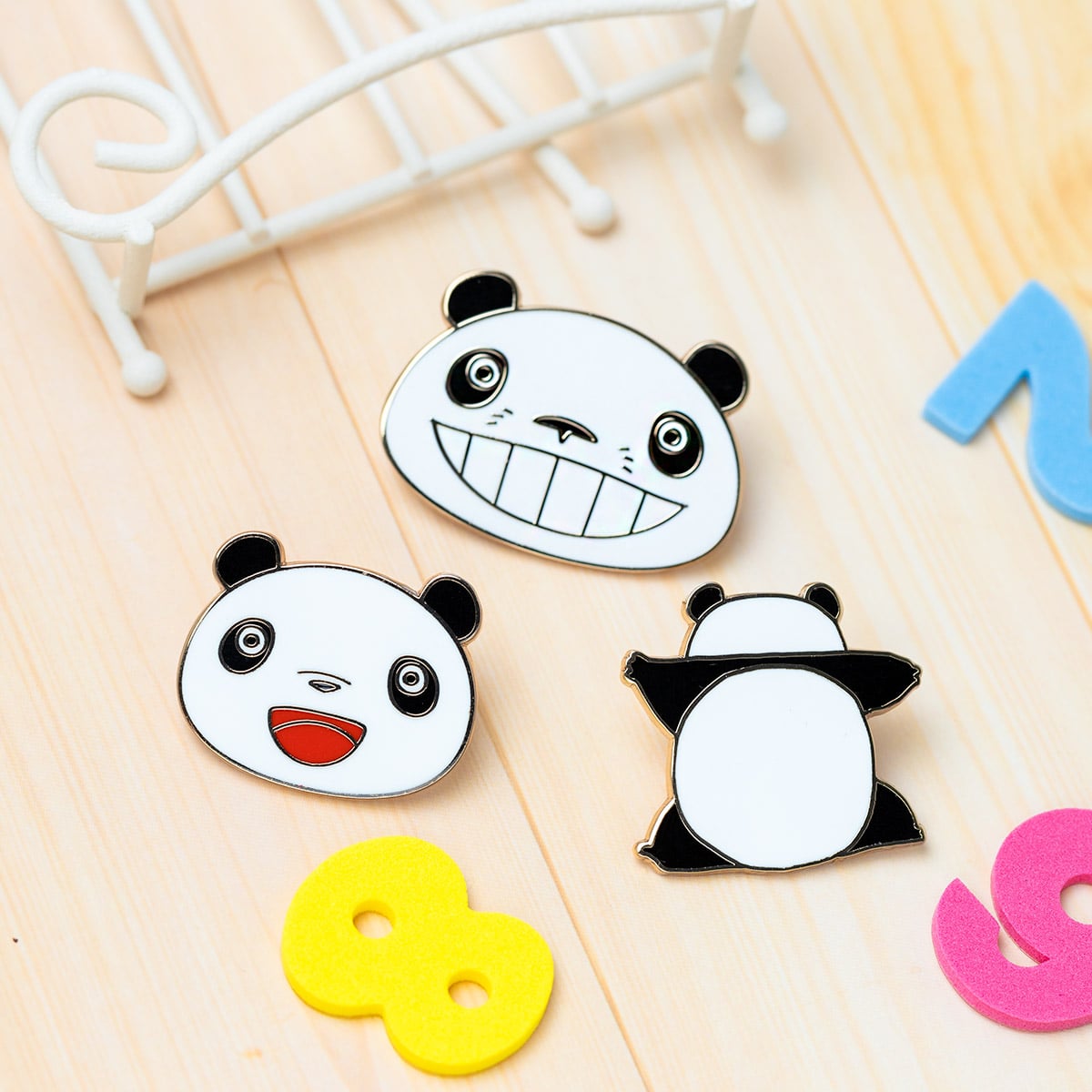 Panda! Go Panda! - Character Pins (3 Types) - Panny Smile - official view 4