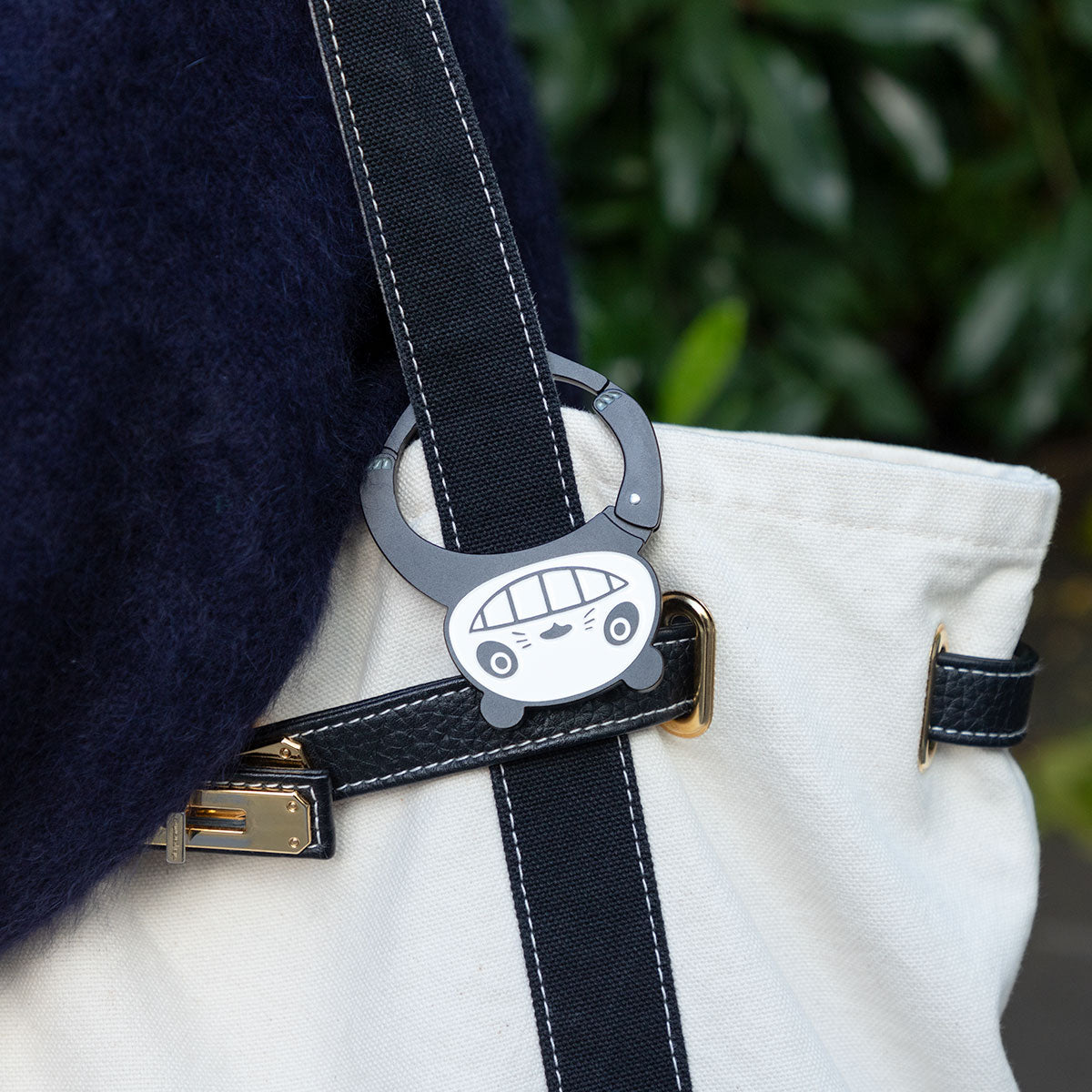 Panda! Go Panda! - Papanda Face Carabiner - official view 5