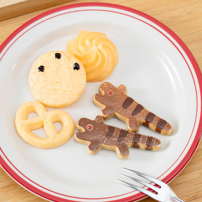 Panda! Go Panda! Tora-chan Cookie Chopstick Rest - official view 7