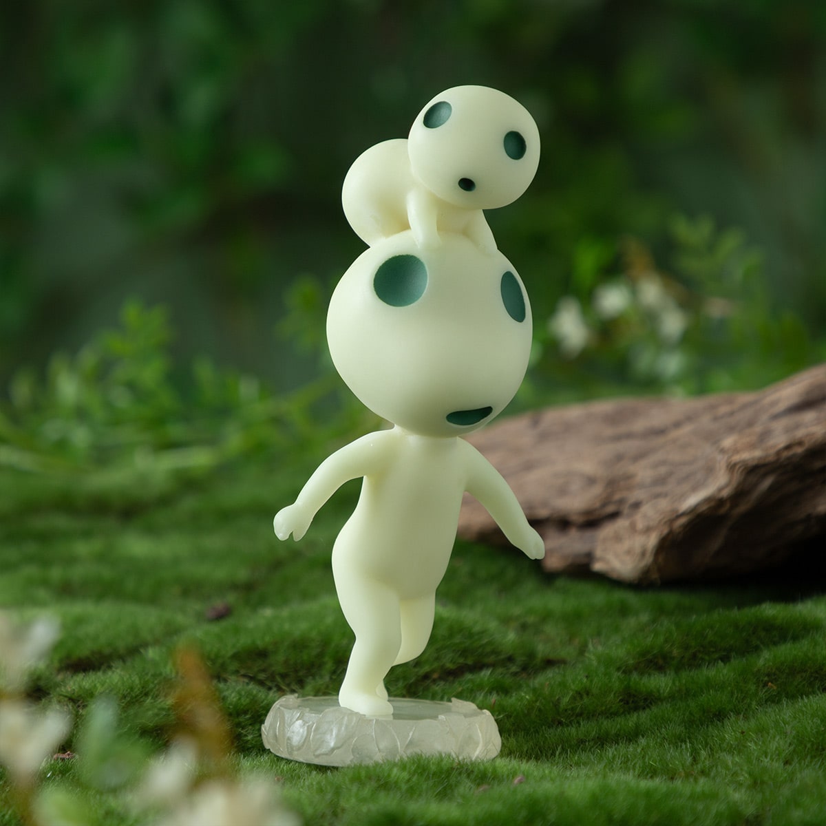 Princess Mononoke Glow-in-the-Dark Kodama Figures (3 Types) - Stacked Kodama - official view 1