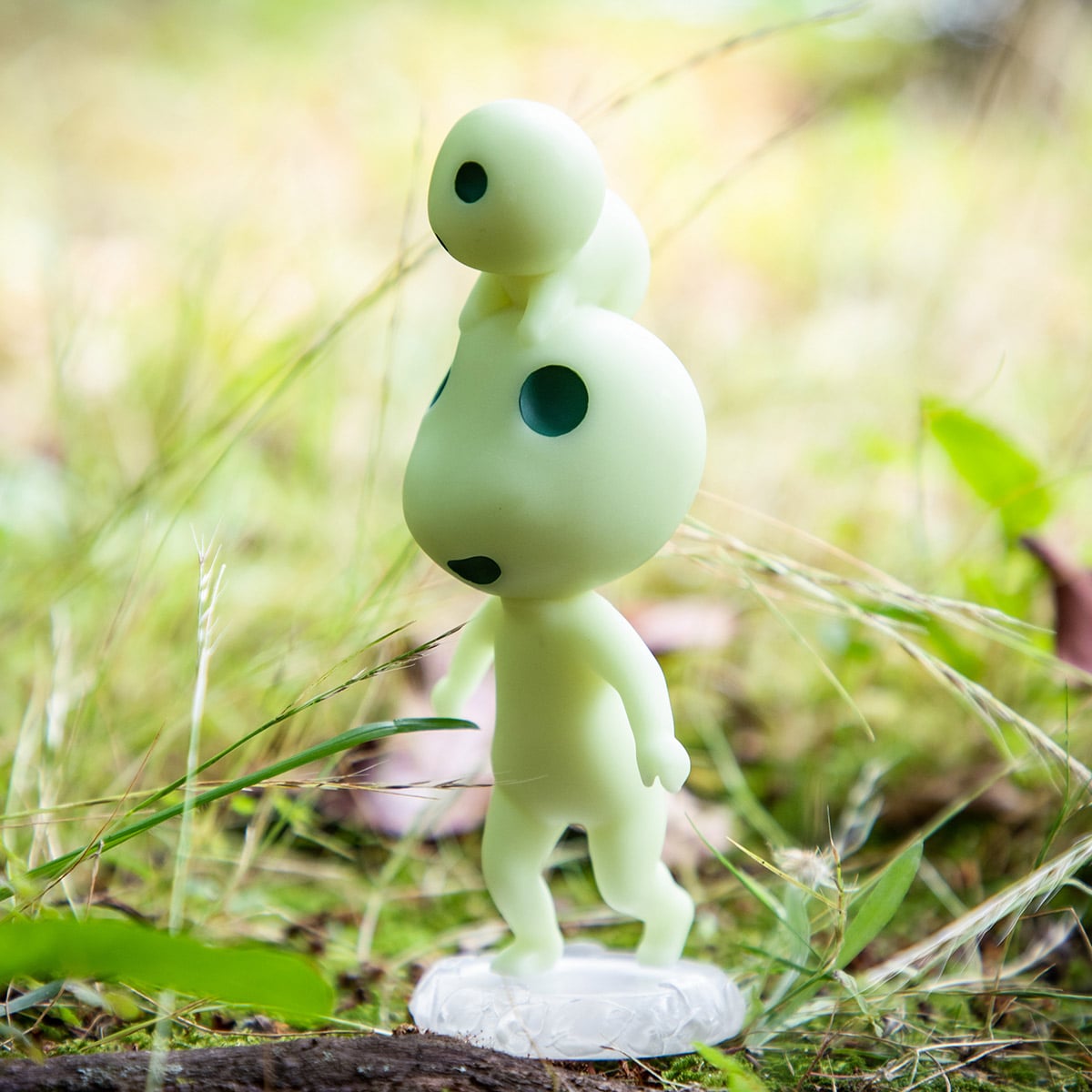 Princess Mononoke Glow-in-the-Dark Kodama Figures (3 Types) - Stacked Kodama - official view 4