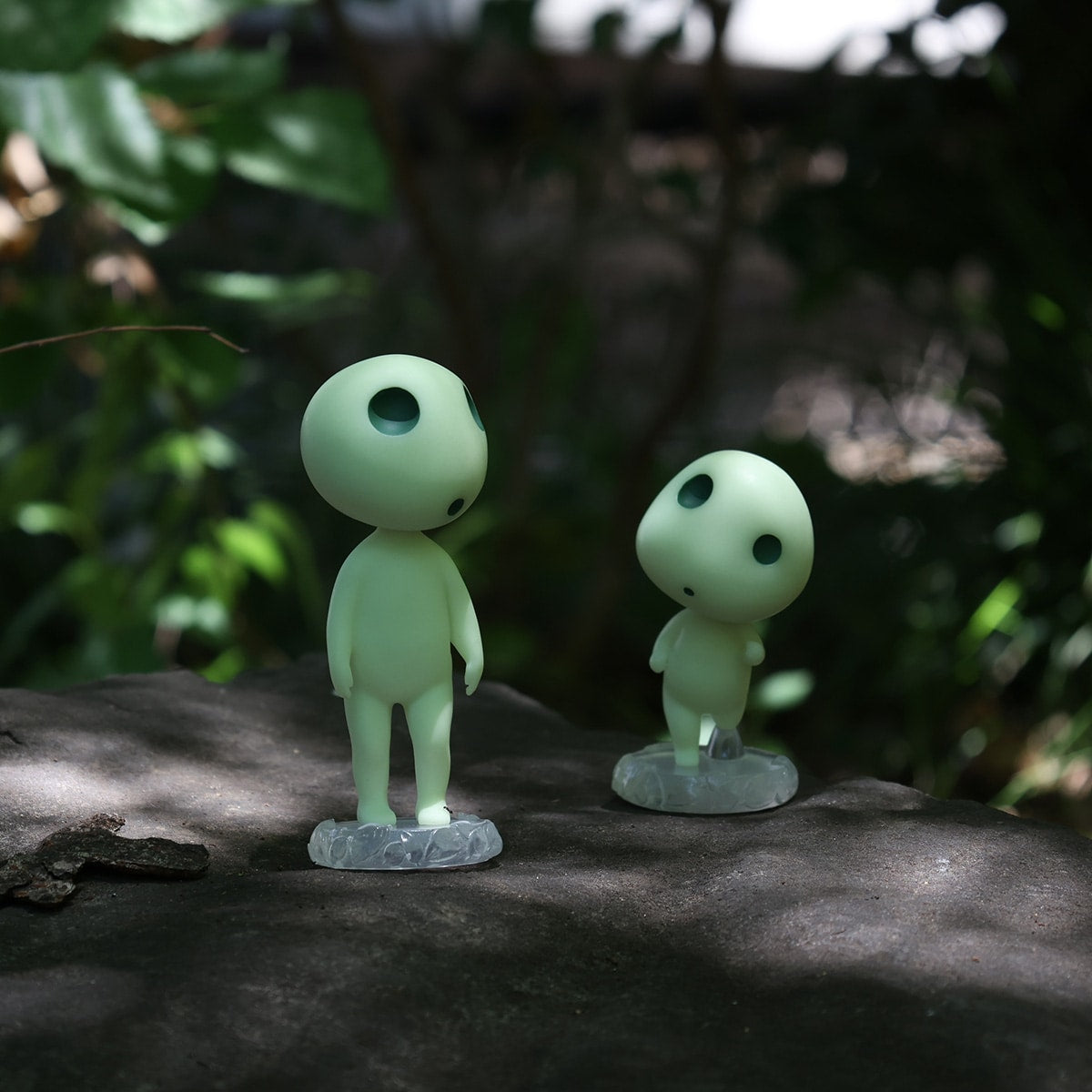 Princess Mononoke Glow-in-the-Dark Kodama Figures (3 Types) - Stacked Kodama - official view 14