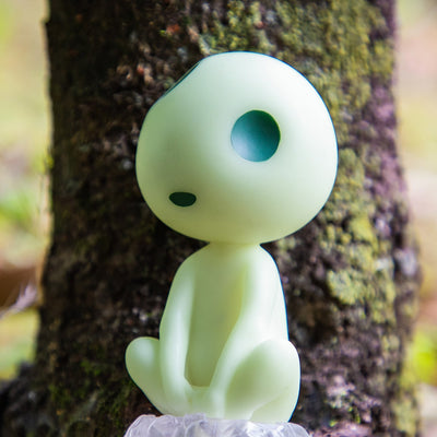 Princess Mononoke Glow-in-the-Dark Kodama Figures (3 Types) - Seated Kodama - official view 30