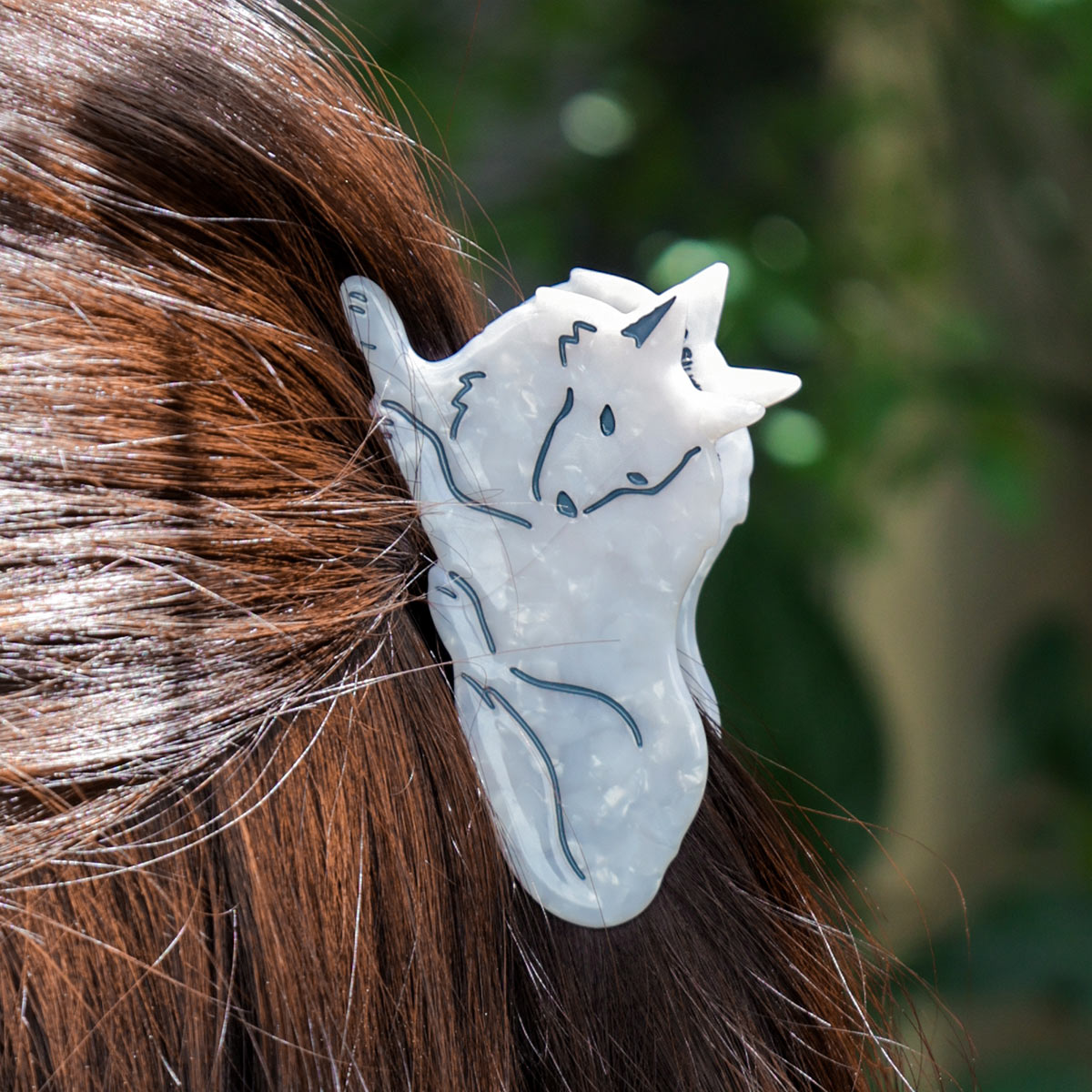 Princess Mononoke Wolf Hair Clip - official view 4