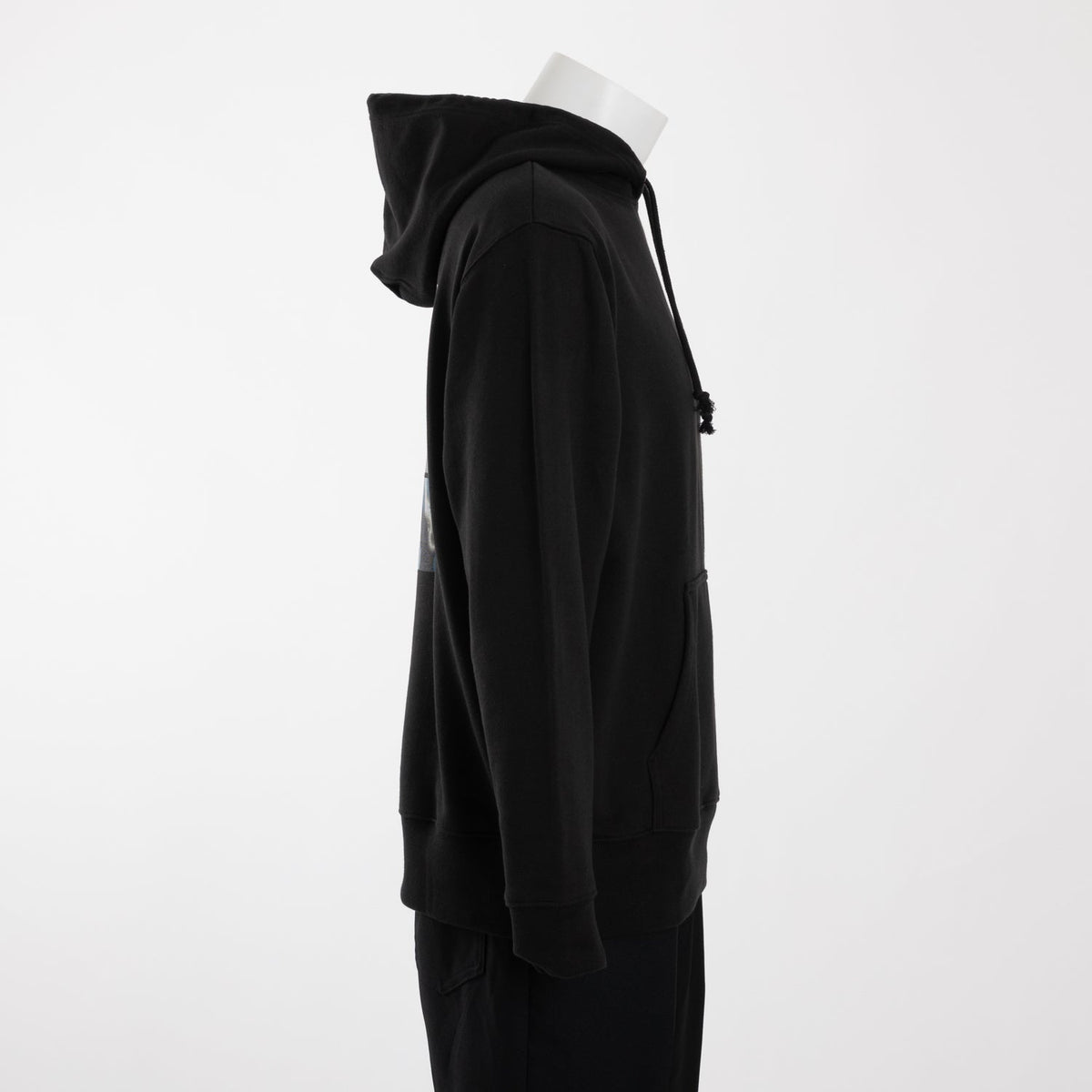 SEKIRO: NO DEFEAT SuperGroupies Wolf vs. Genichiro Ashina Hoodie, official product photo 7
