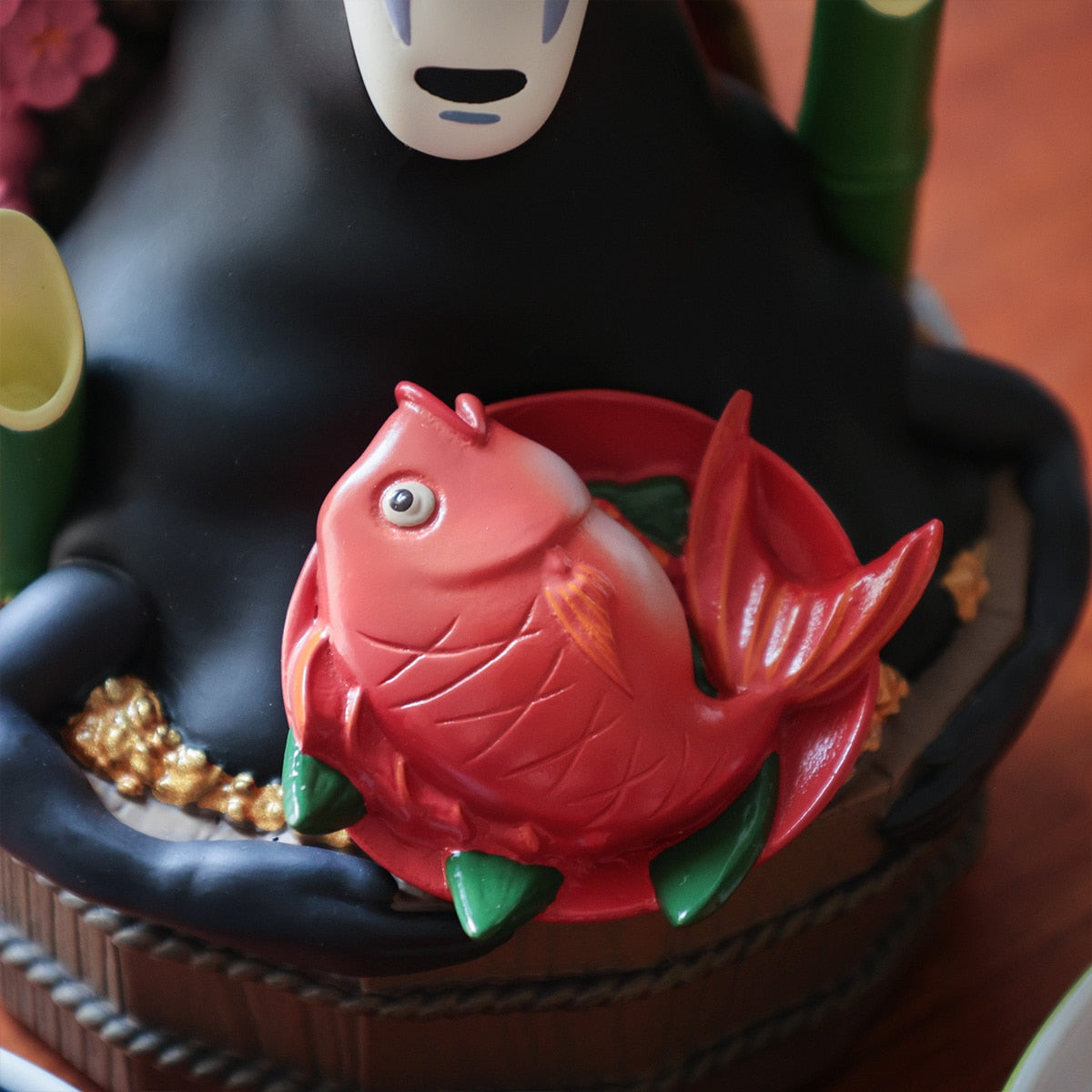 Spirited Away Auspicious No-Face Pine Bamboo and Plum Ornament - official view 4
