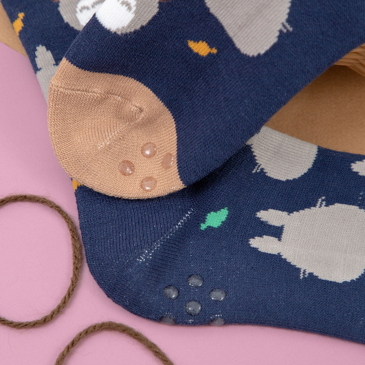 Studio Ghibli - Calf-Length Room Socks 23-25 cm (2 Types) - Totoro - official view 3