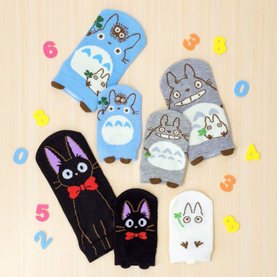 Studio Ghibli Character Puppet Sneaker Socks 13-19 cm (6 Types) - Totoro Grey - official view 3