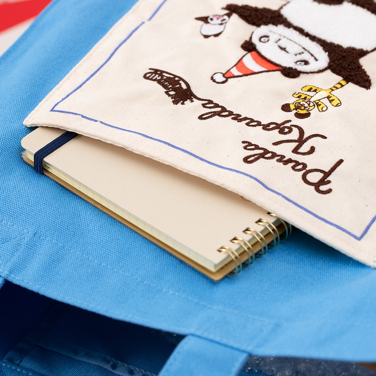 Studio Ghibli Colour Tote Bags (4 Types) - Blue Panda Rainy-Day Circus - official view 6