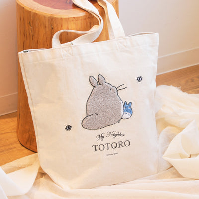 Studio Ghibli Embroidered Canvas Tote Bags (2 Types) - Totoro Looking Back - official view 8