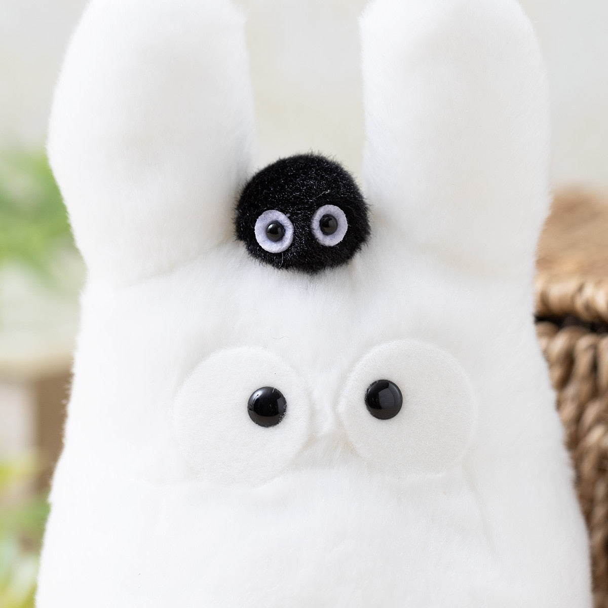 Studio Ghibli - Fluffy Otedama Plush M (7 Types) - White Totoro - official view 13
