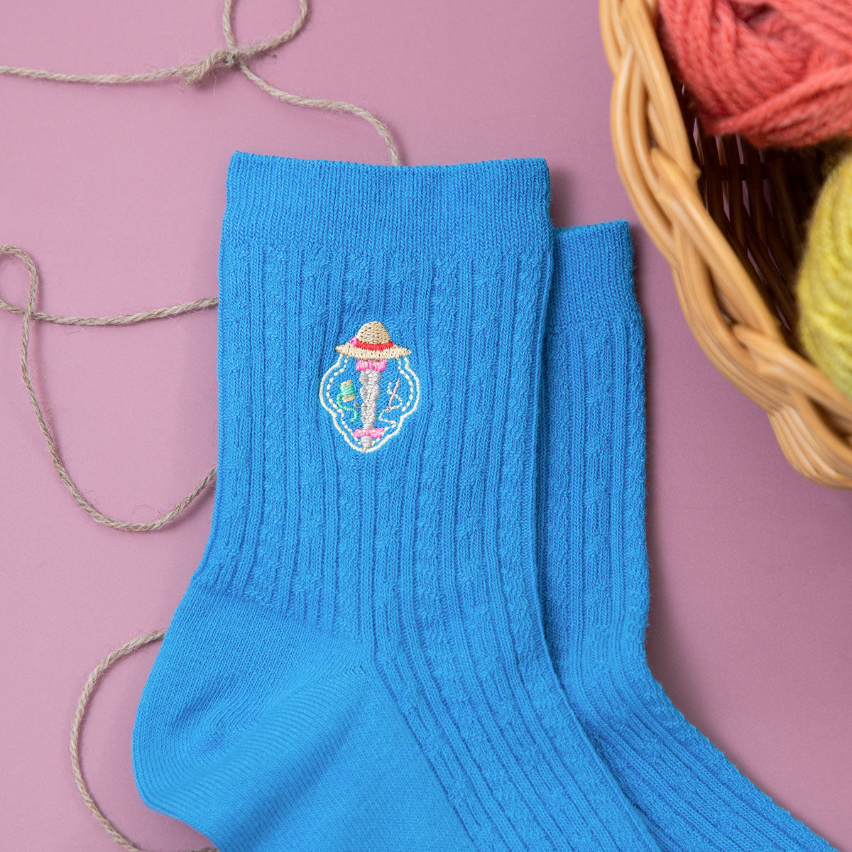 Studio Ghibli Icon-Embroidered Socks 23-25 cm (4 Types) - Moving Castle Motif - official view 15