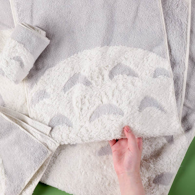 Studio Ghibli - Illustrated Bath Towels (2 Types) - Totoro's Belly - official view 3