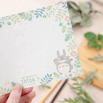 Studio Ghibli Illustrated Memo Pads (2 Types) - Totoro Colourful Leaves - official view 3