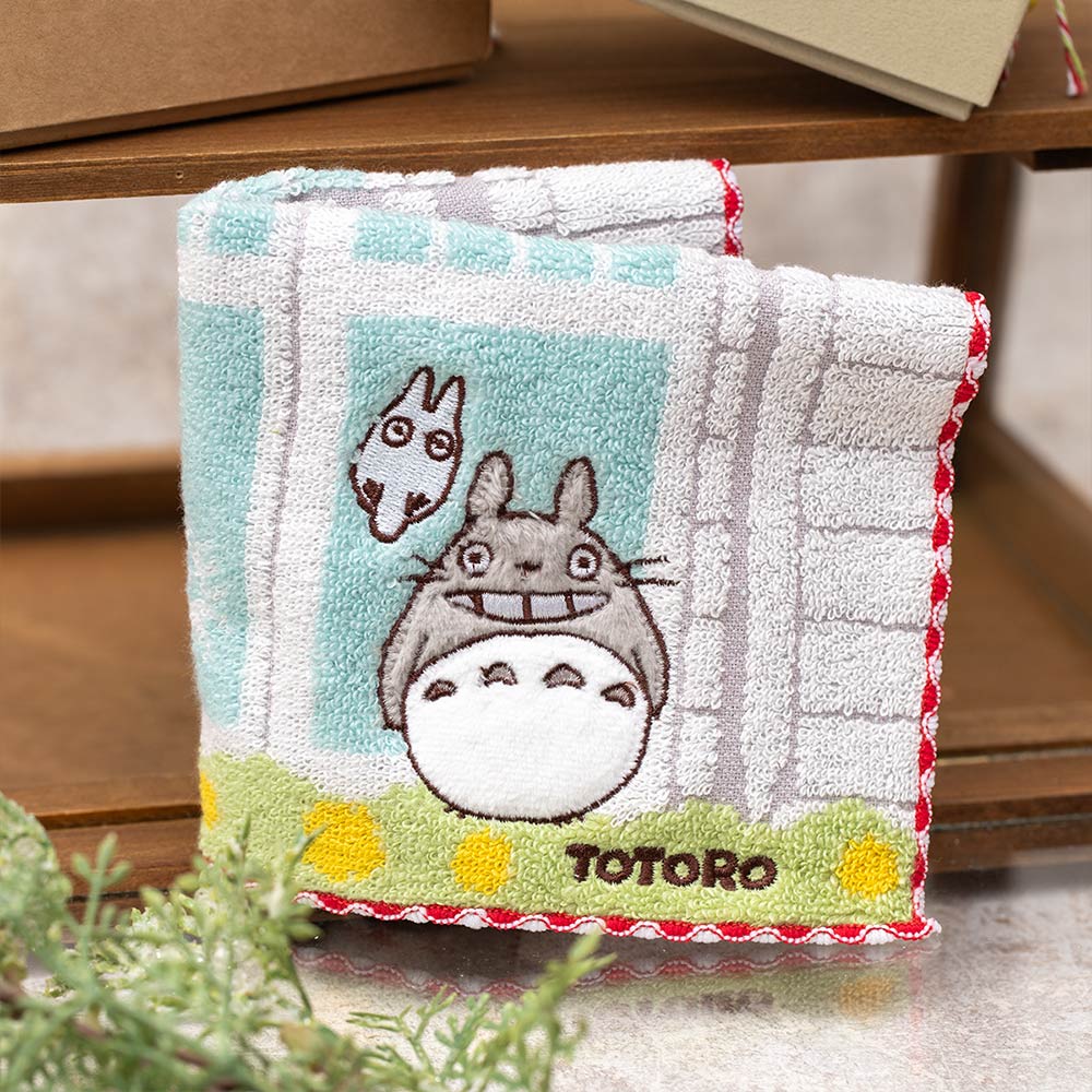Studio Ghibli - Illustrated Mini Towels (33 Types) - Totoro in Front of the House - official view 118