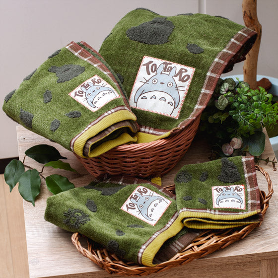 Studio Ghibli - Illustrated Mini Towels (33 Types) - Totoro Autumn Green - official view 92
