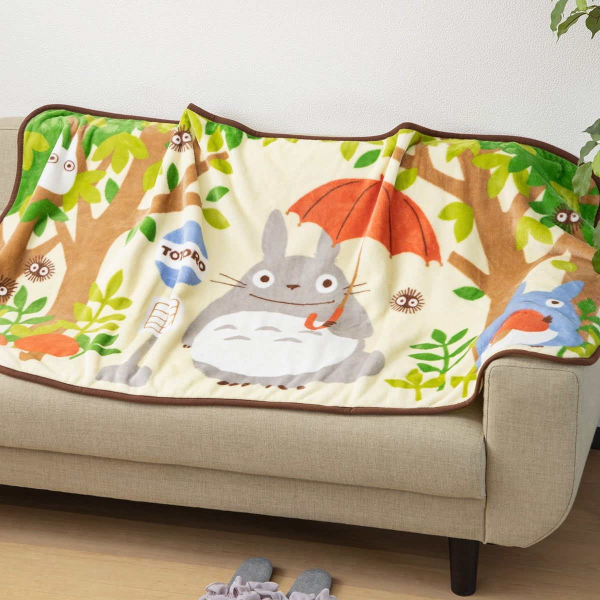 Studio Ghibli - Long Blankets (2 Types) - Totoro Forest Bus Stop - official view 1