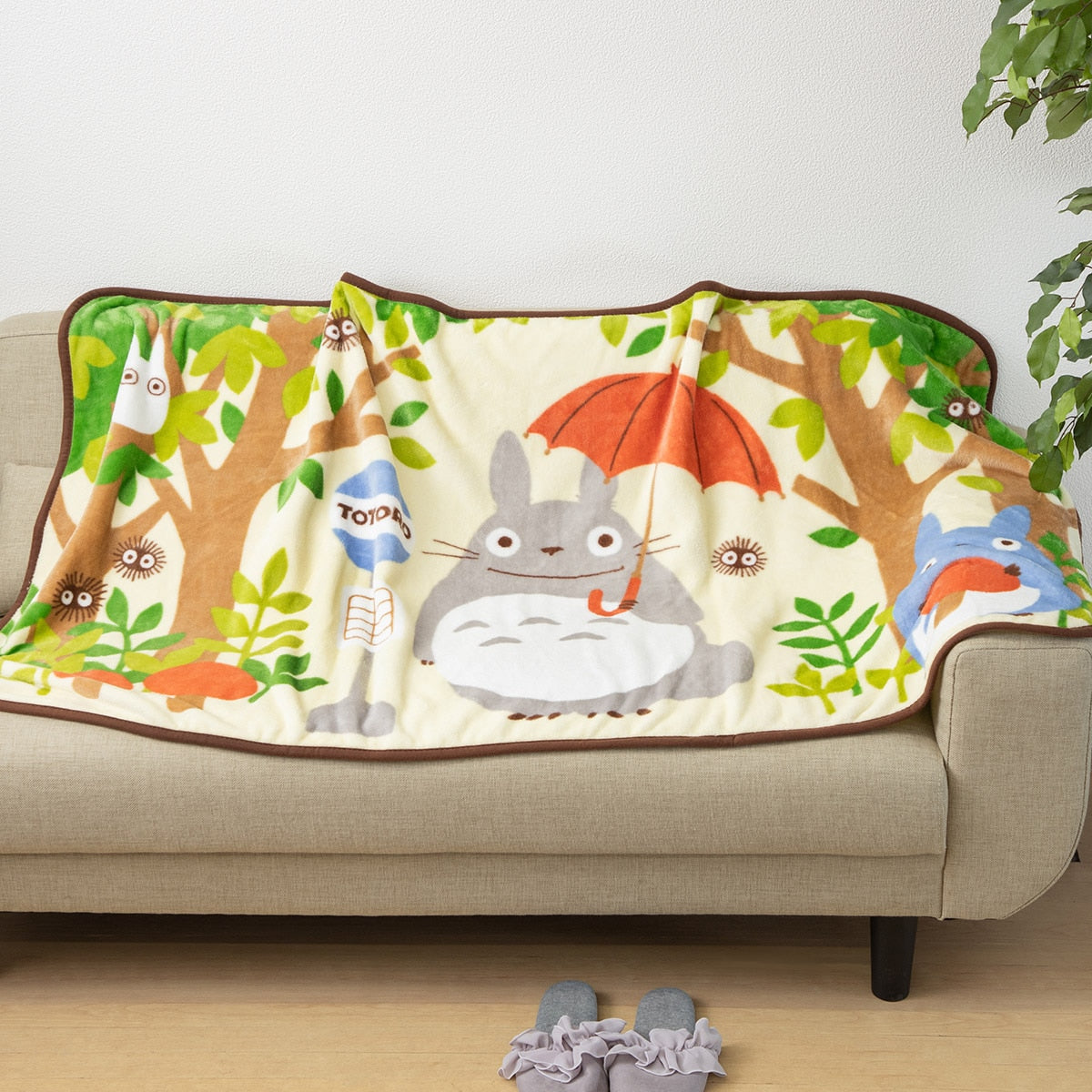 Studio Ghibli - Long Blankets (2 Types) - Totoro Forest Bus Stop - official view 2